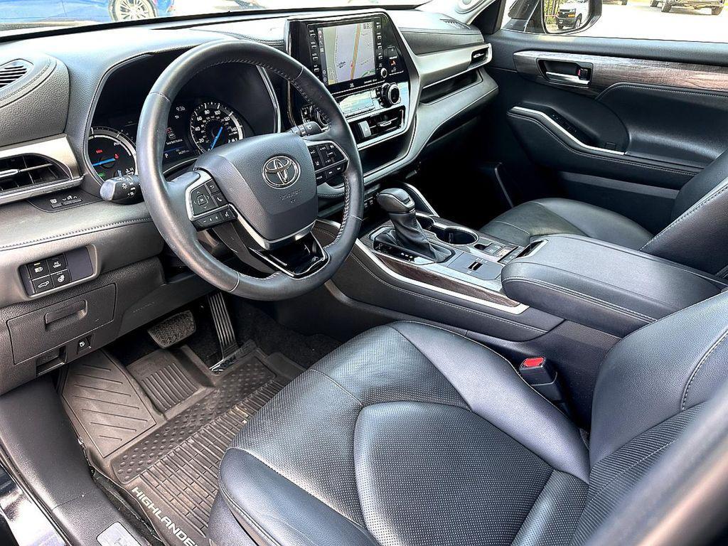 used 2021 Toyota Highlander Hybrid car, priced at $35,991