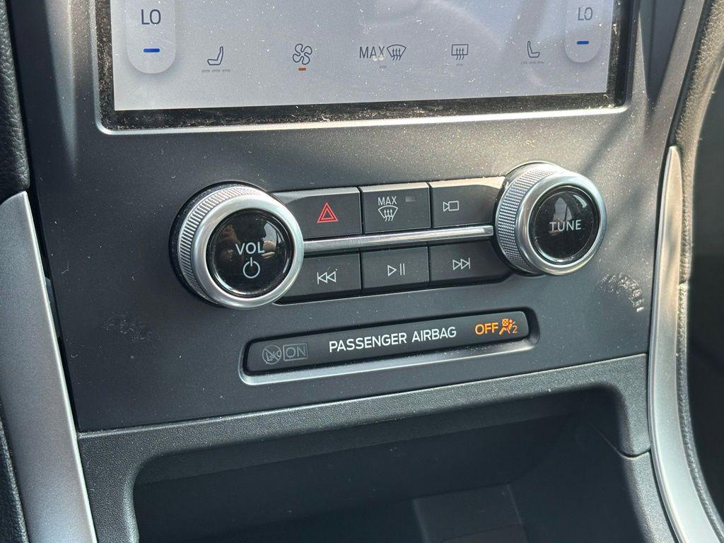 used 2022 Ford Edge car, priced at $20,688