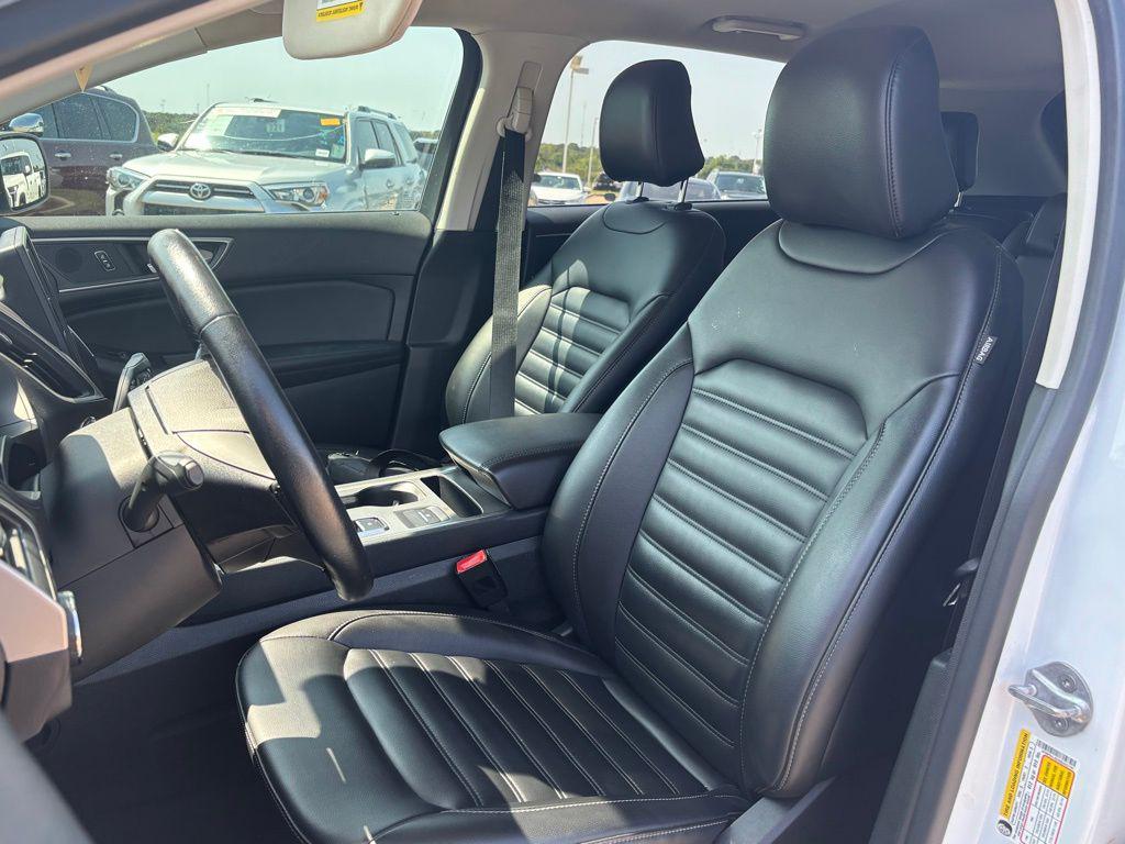 used 2022 Ford Edge car, priced at $20,688