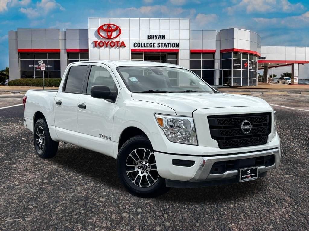 used 2023 Nissan Titan car, priced at $27,495