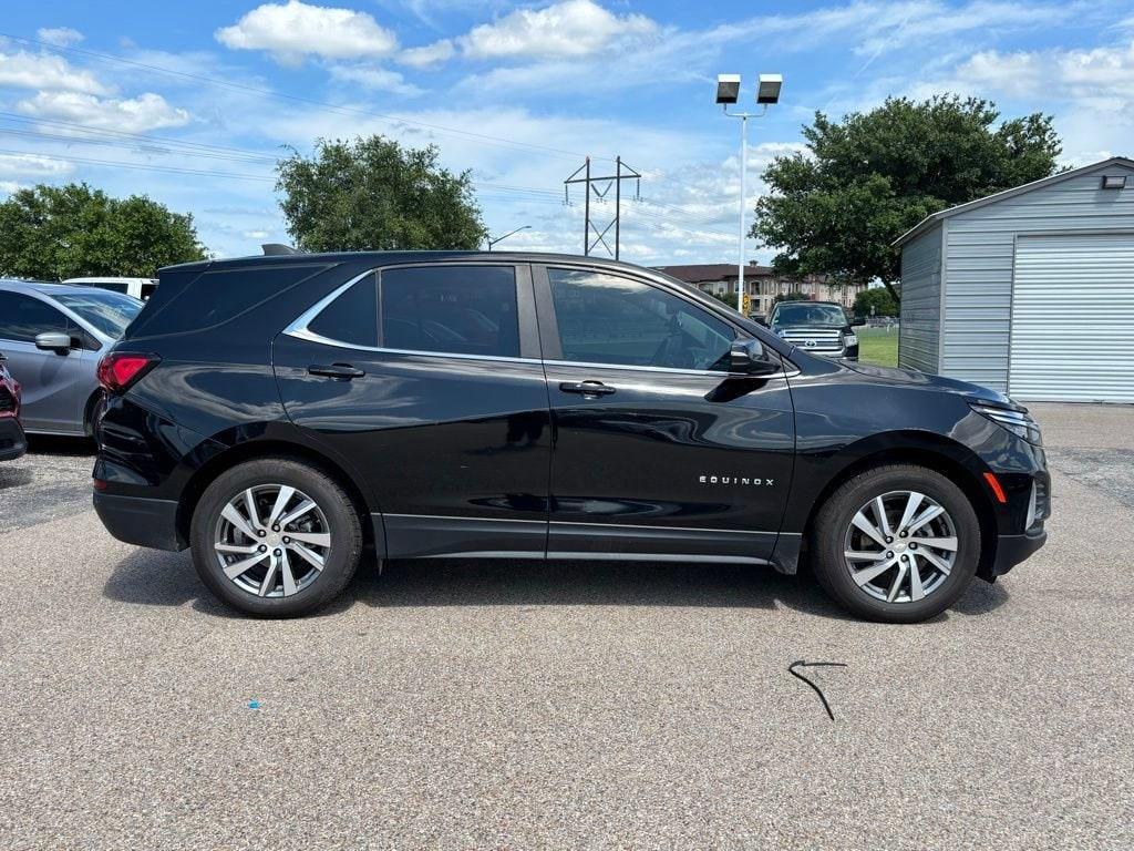 used 2022 Chevrolet Equinox car, priced at $20,289