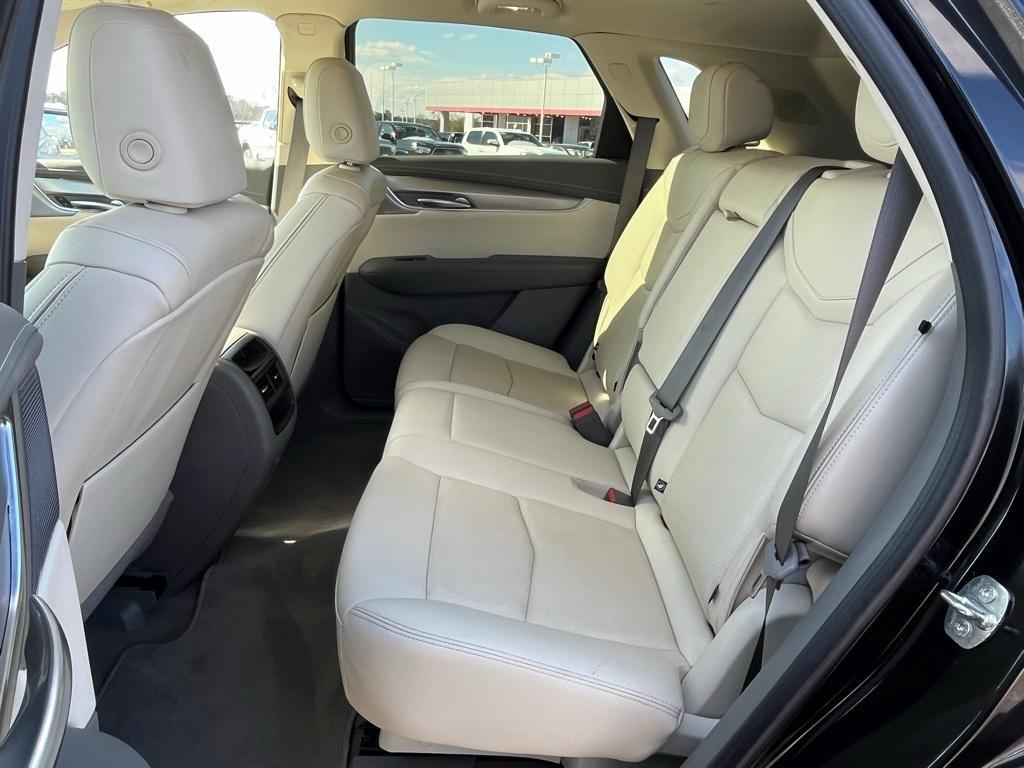 used 2023 Cadillac XT5 car, priced at $30,691