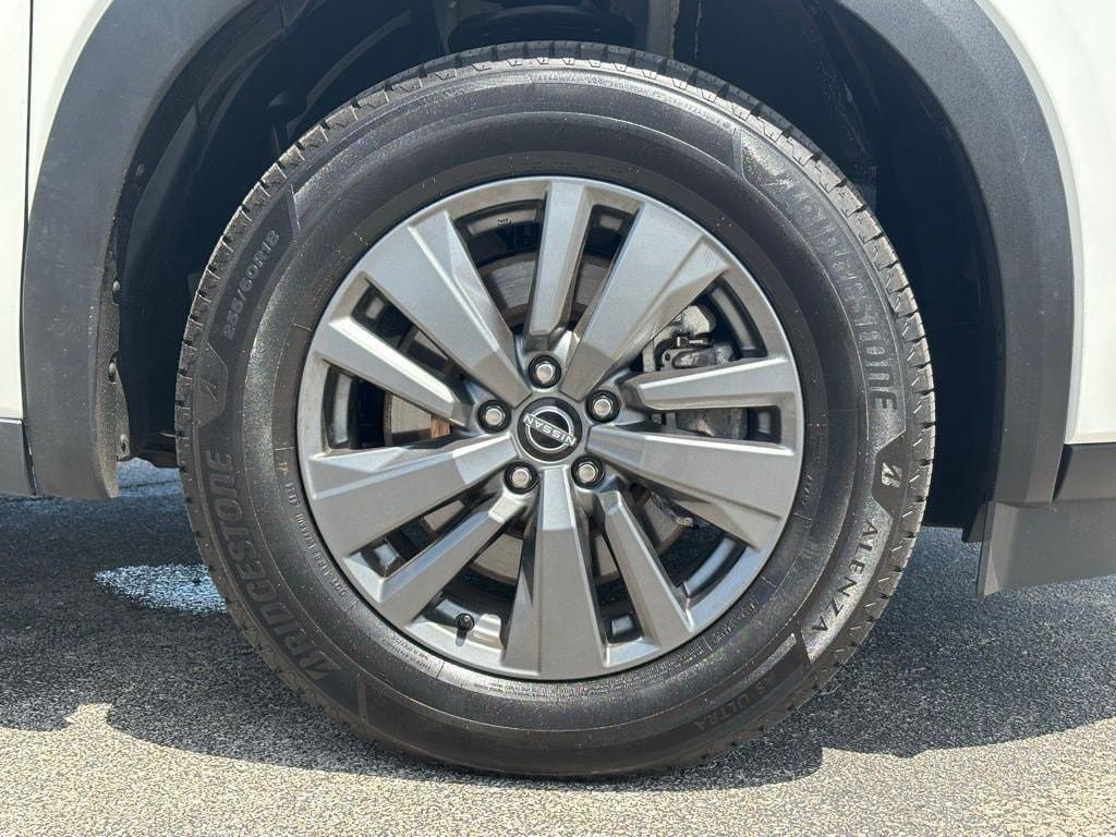 used 2024 Nissan Pathfinder car, priced at $28,264