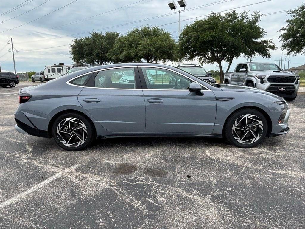 used 2024 Hyundai Sonata car, priced at $22,035