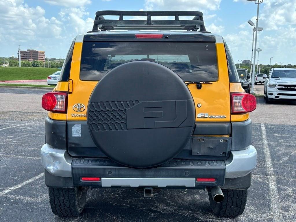 used 2007 Toyota FJ Cruiser car, priced at $14,991