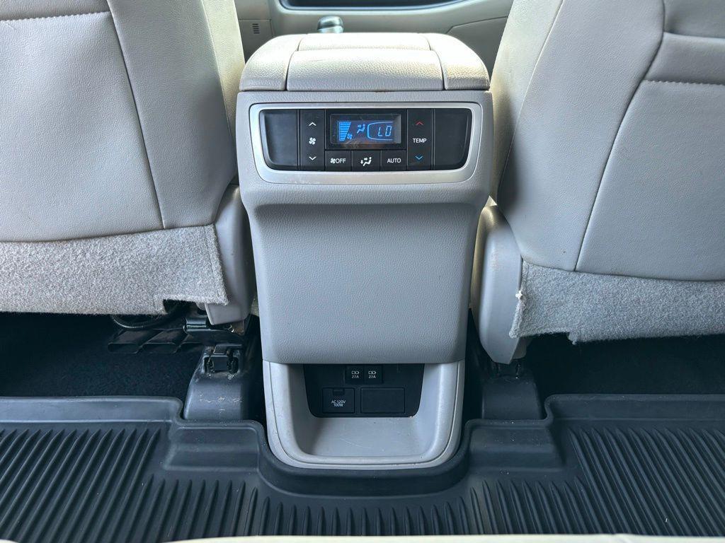 used 2019 Toyota Highlander car, priced at $26,991