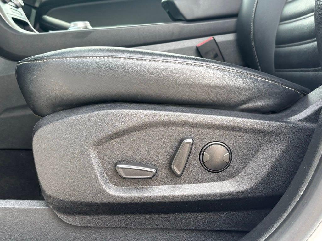 used 2024 Ford Edge car, priced at $29,329