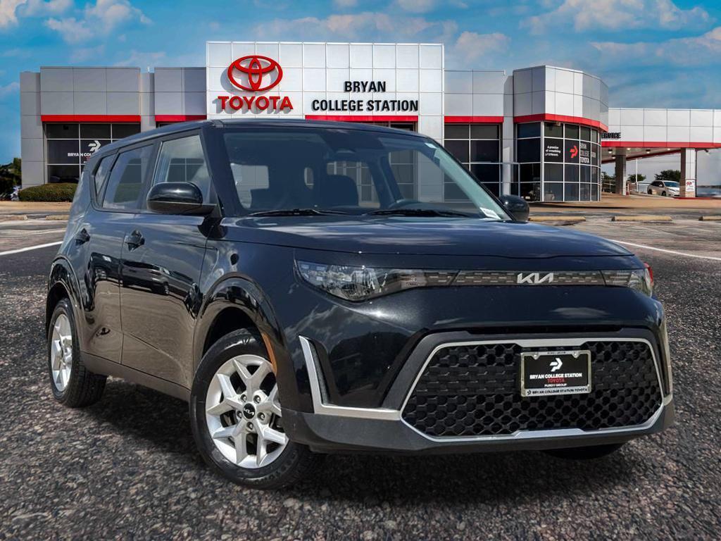 used 2024 Kia Soul car, priced at $17,558