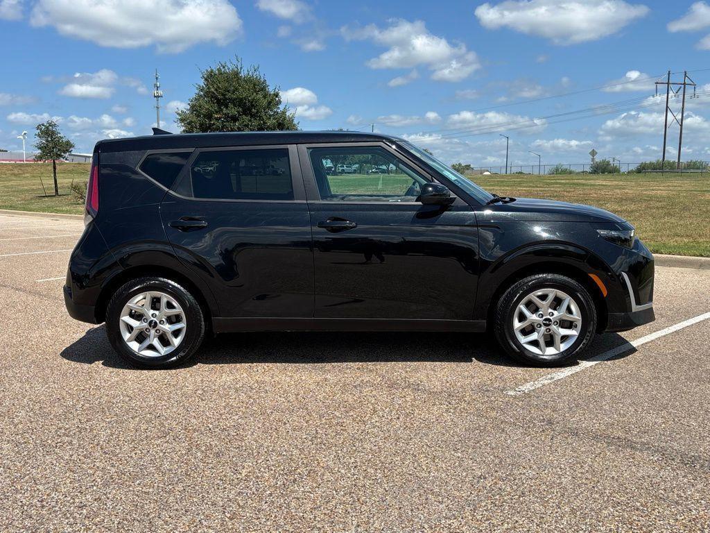 used 2024 Kia Soul car, priced at $17,558