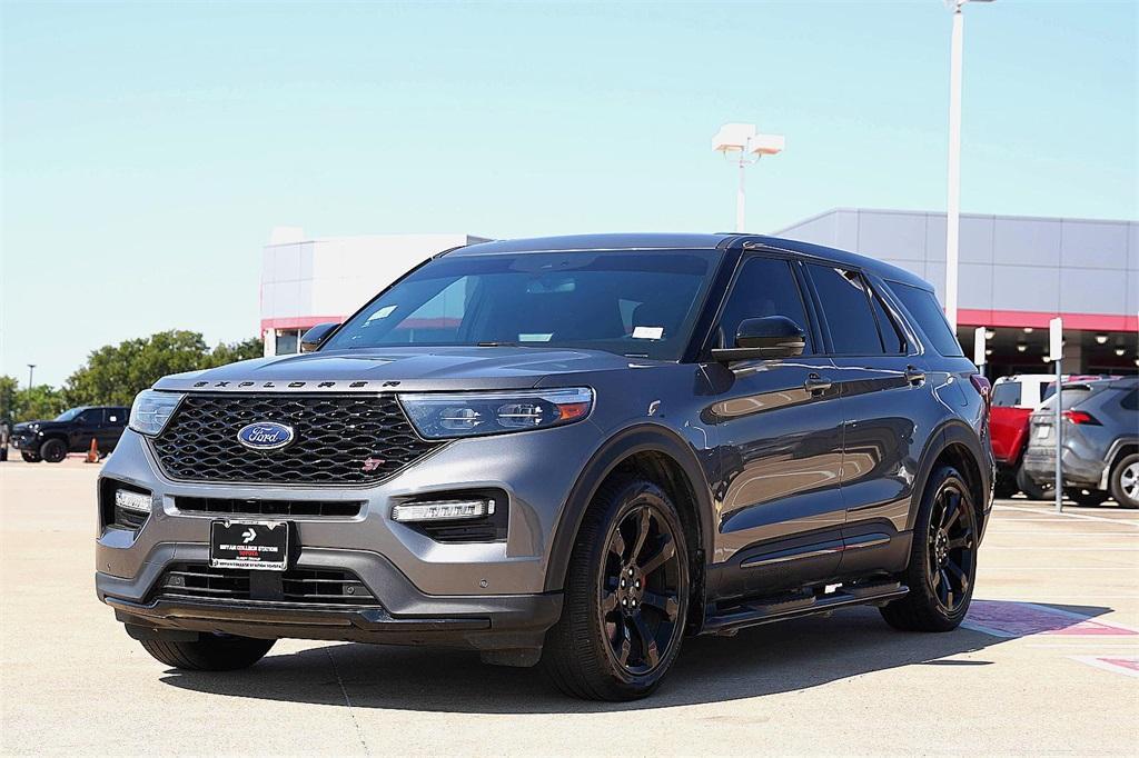 used 2022 Ford Explorer car, priced at $37,227