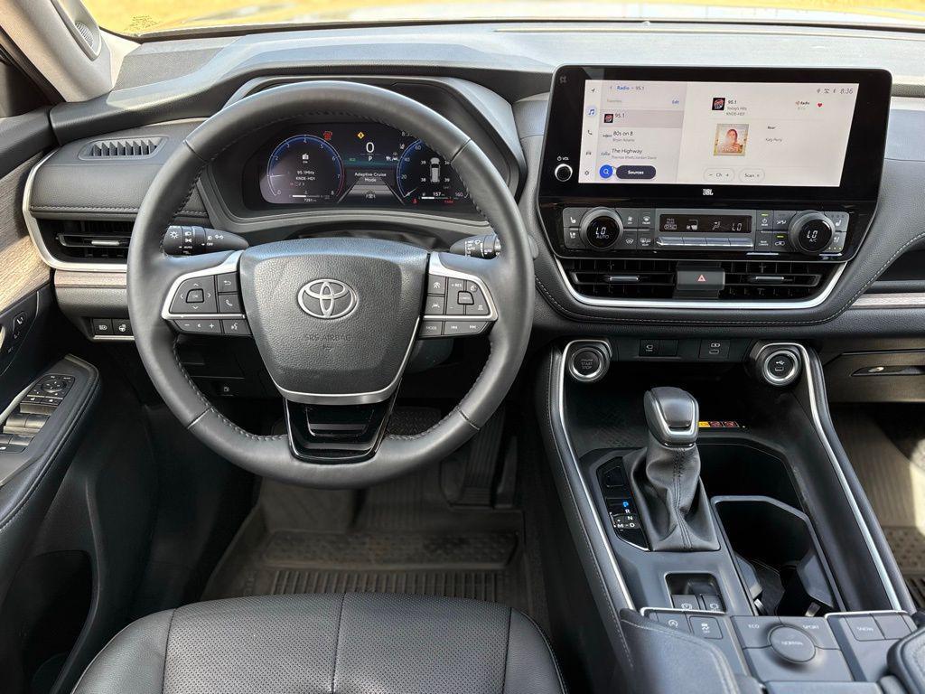 new 2025 Toyota Grand Highlander car, priced at $55,084