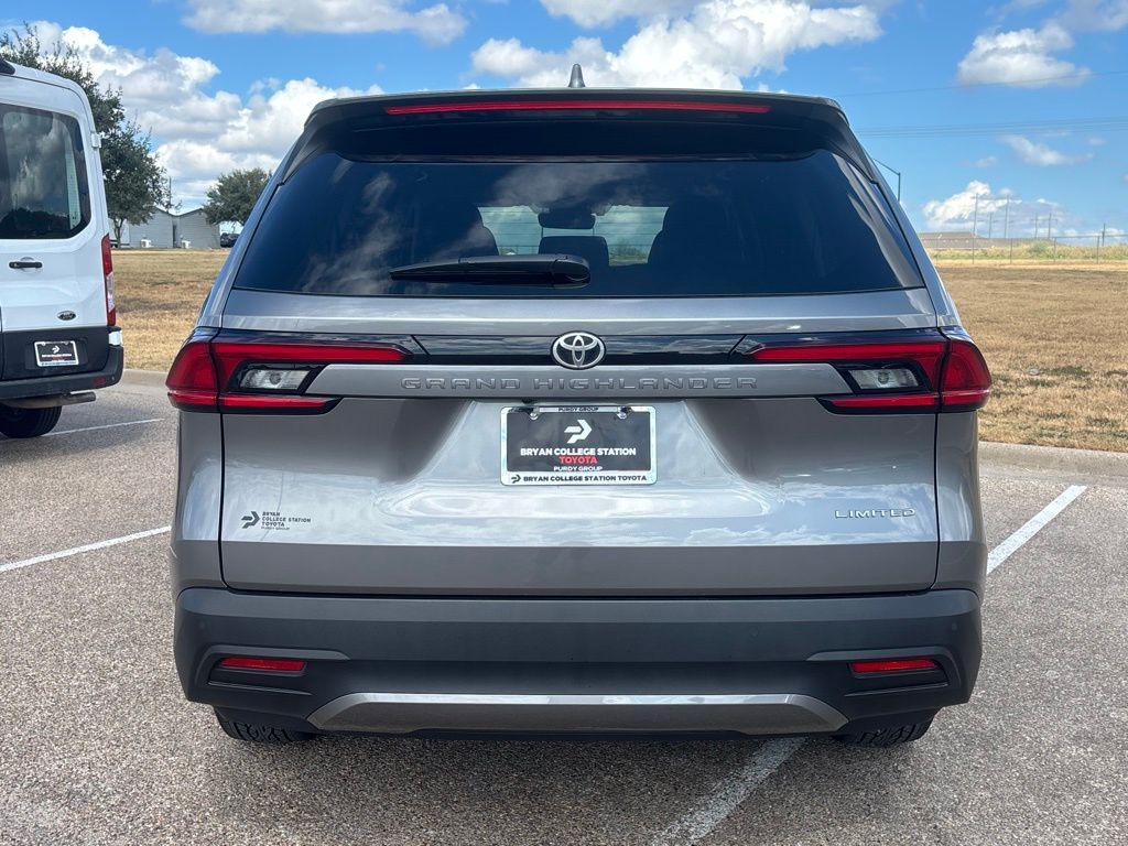 new 2025 Toyota Grand Highlander car, priced at $55,084