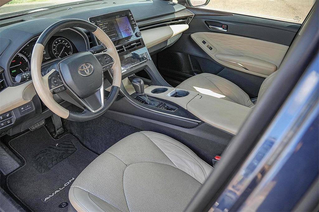 used 2020 Toyota Avalon Hybrid car, priced at $25,952