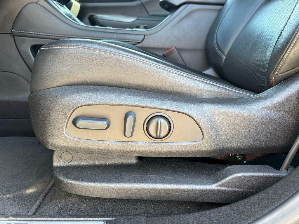 used 2023 GMC Acadia car, priced at $28,000