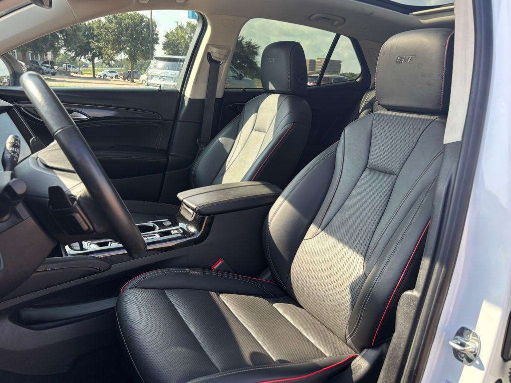 used 2023 Buick Envision car, priced at $24,991