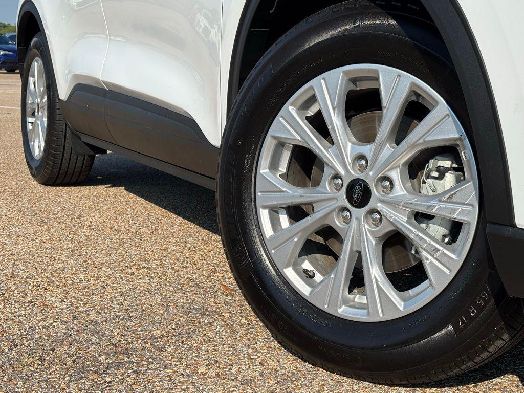 used 2025 Ford Escape car, priced at $23,991