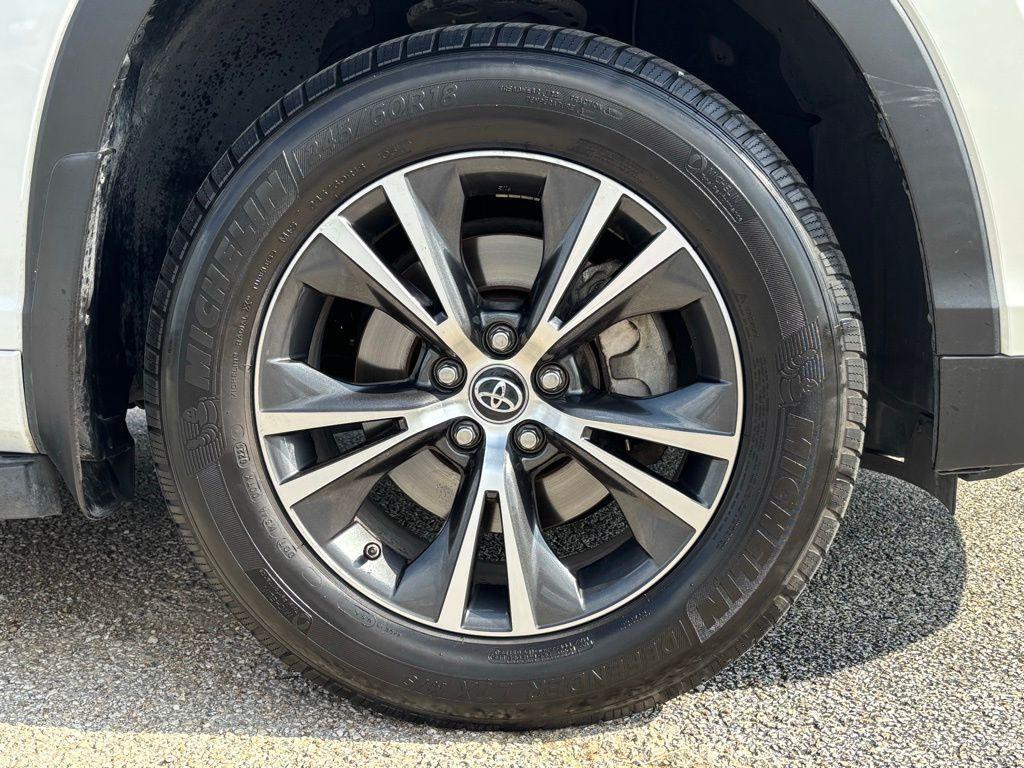 used 2016 Toyota Highlander car, priced at $20,991