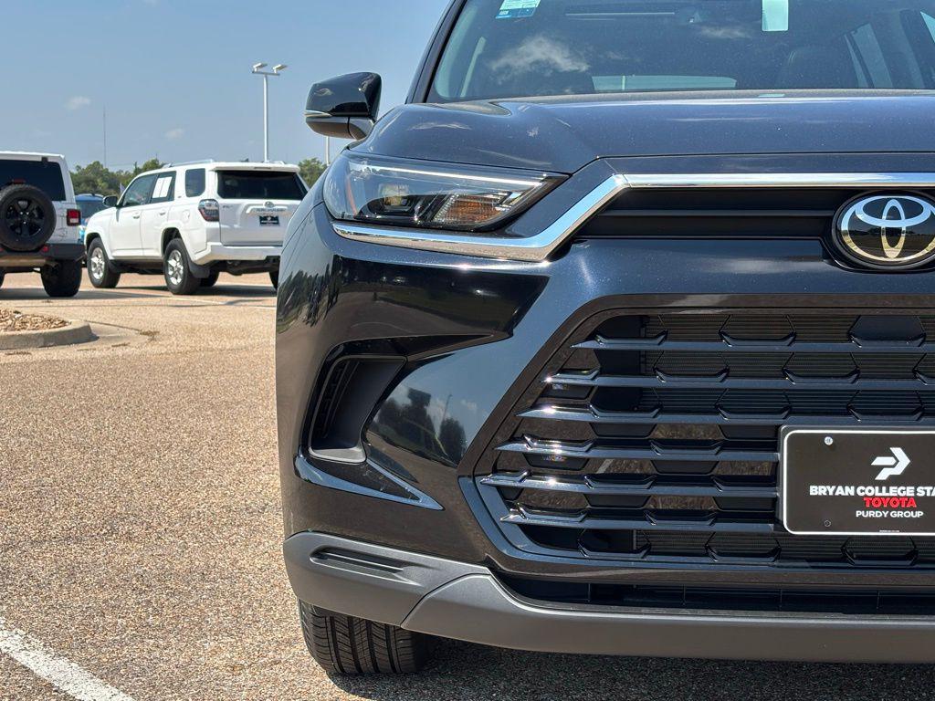 new 2025 Toyota Grand Highlander car, priced at $52,332