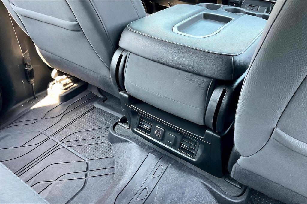 used 2021 Chevrolet Silverado 1500 car, priced at $31,914