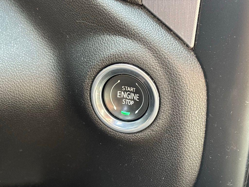 used 2019 GMC Sierra 1500 car, priced at $33,588