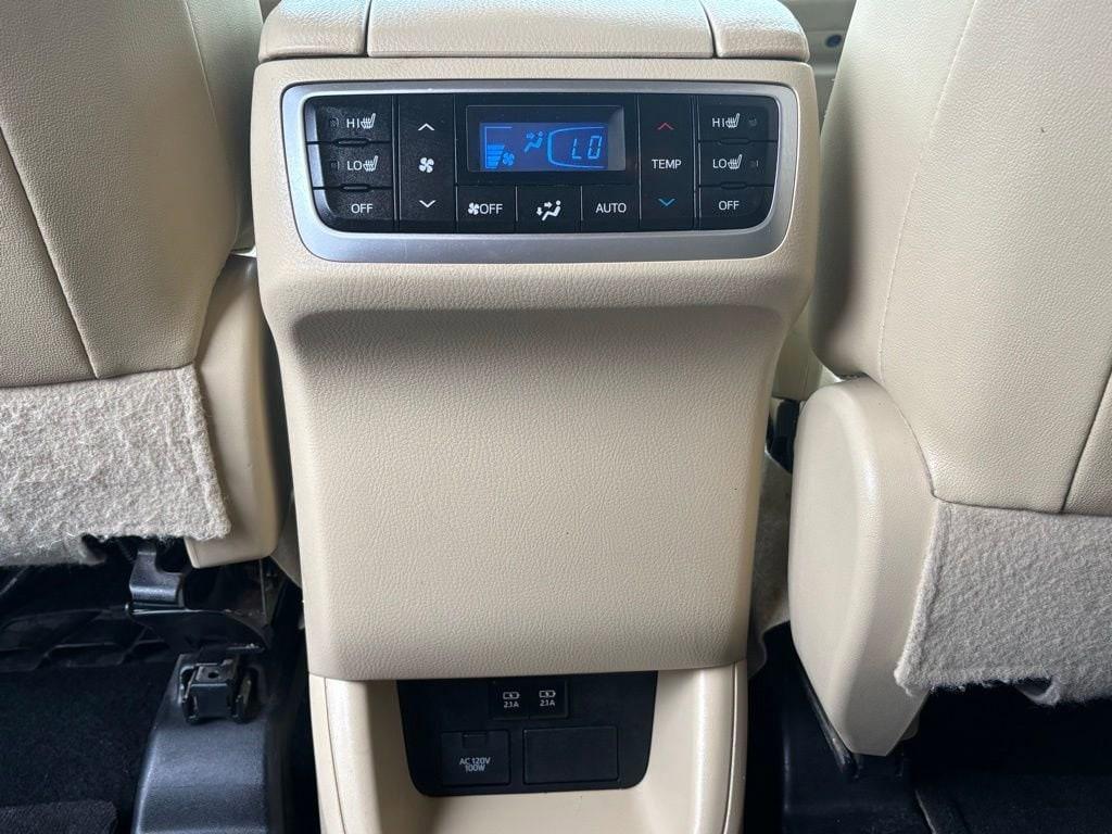 used 2019 Toyota Highlander Hybrid car, priced at $26,991
