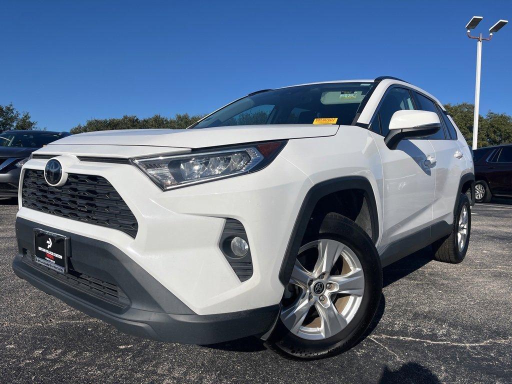 used 2021 Toyota RAV4 car, priced at $22,553