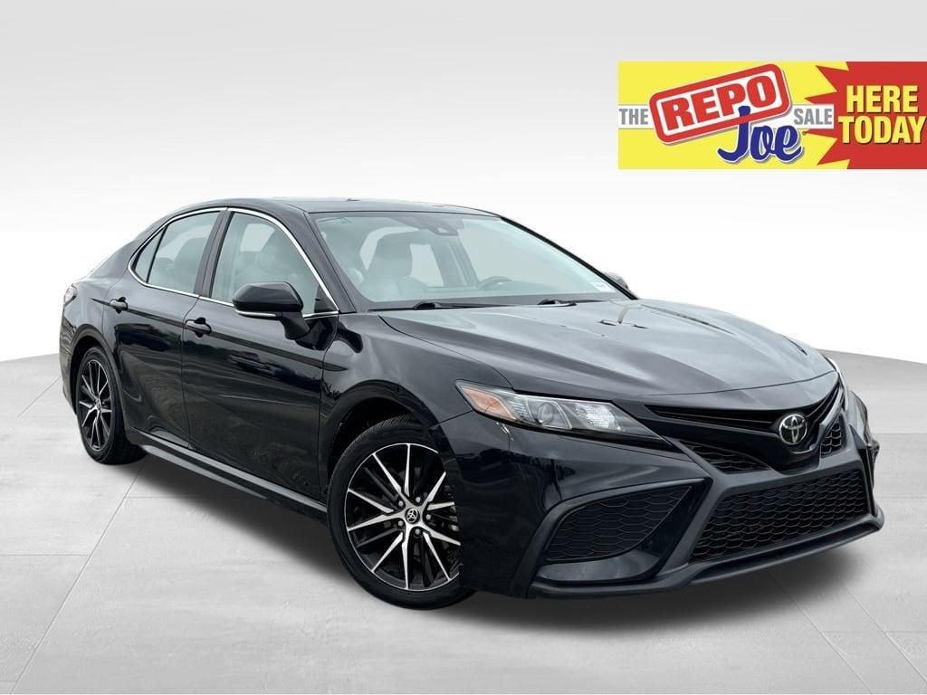used 2022 Toyota Camry car, priced at $22,887
