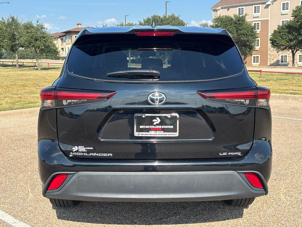 used 2024 Toyota Highlander car, priced at $36,991