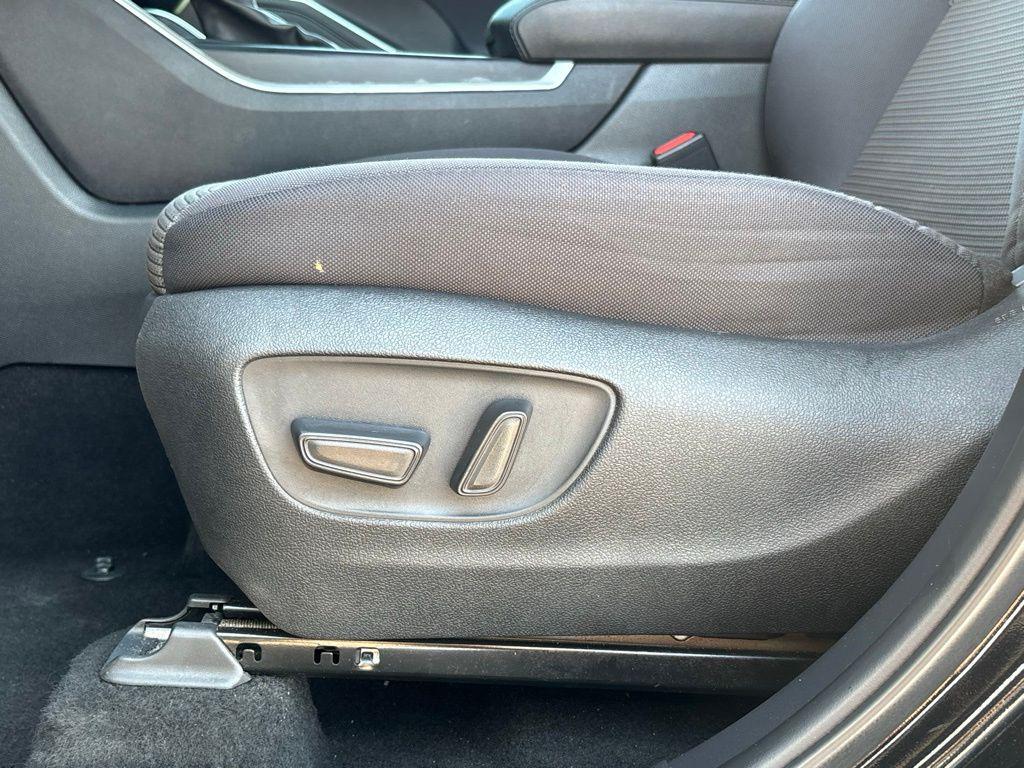 used 2024 Toyota Highlander car, priced at $36,991