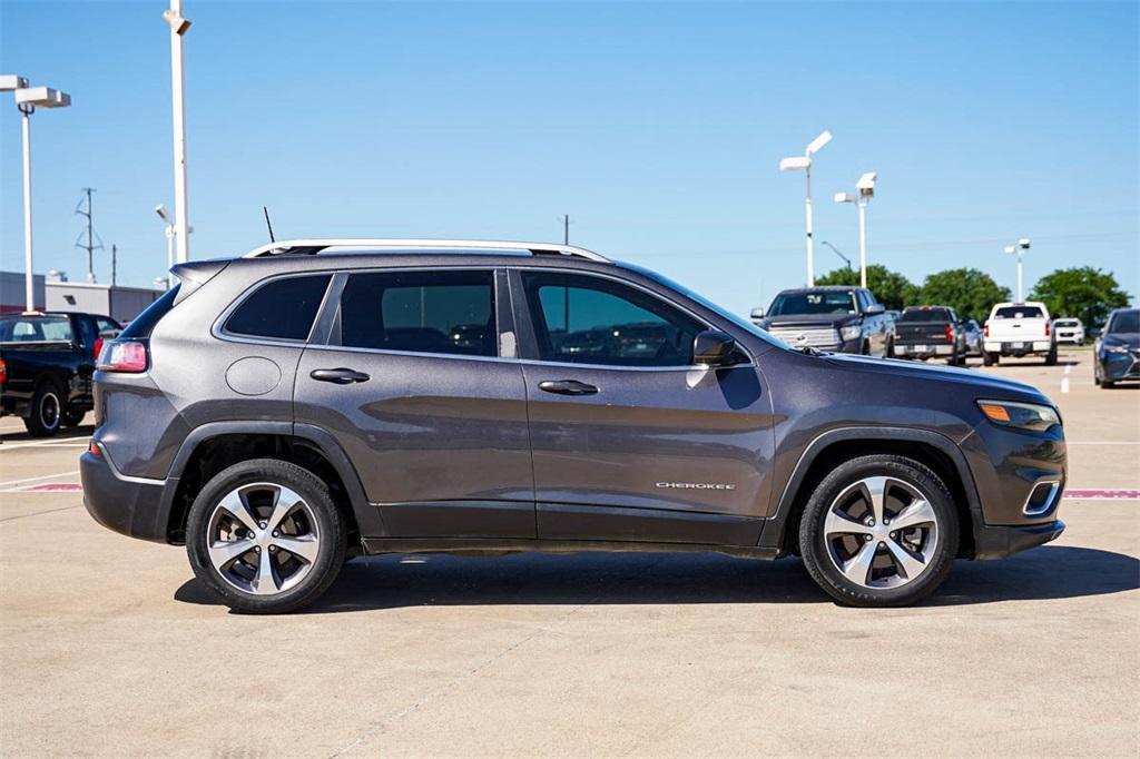 used 2019 Jeep Cherokee car, priced at $14,998