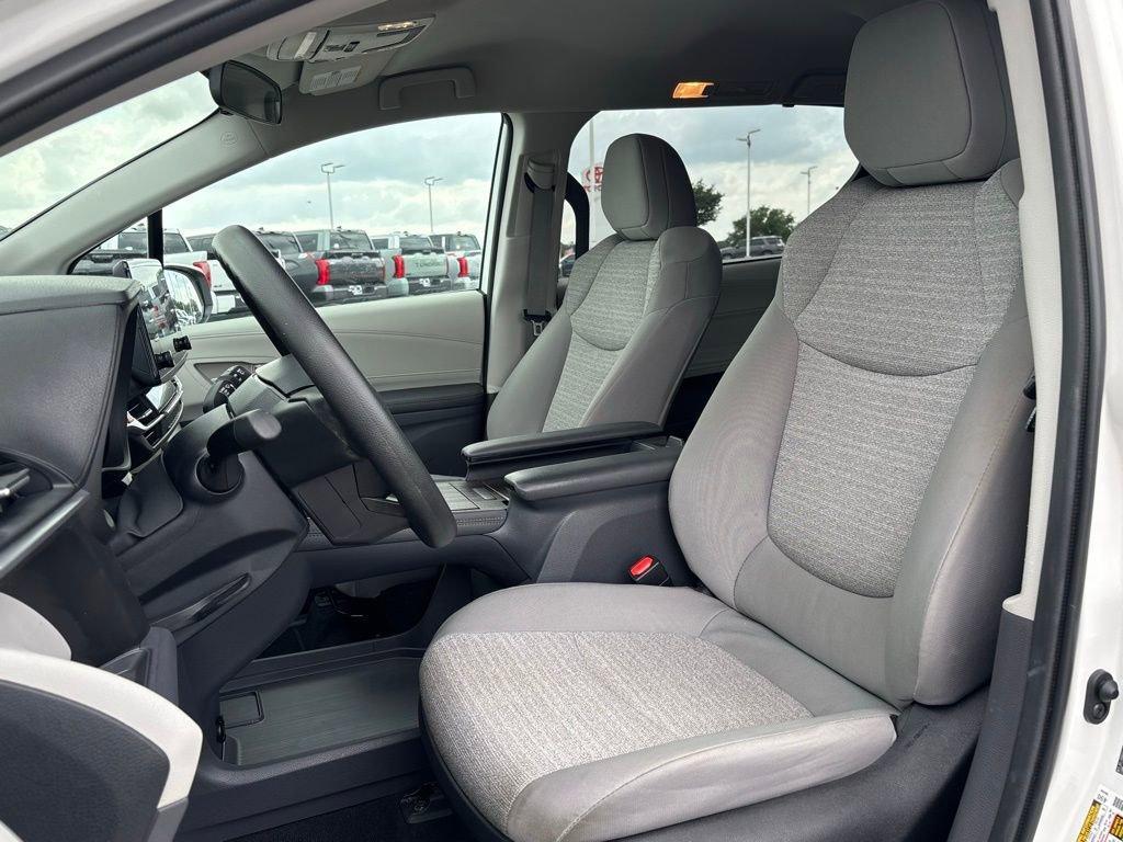 used 2023 Toyota Sienna car, priced at $37,389