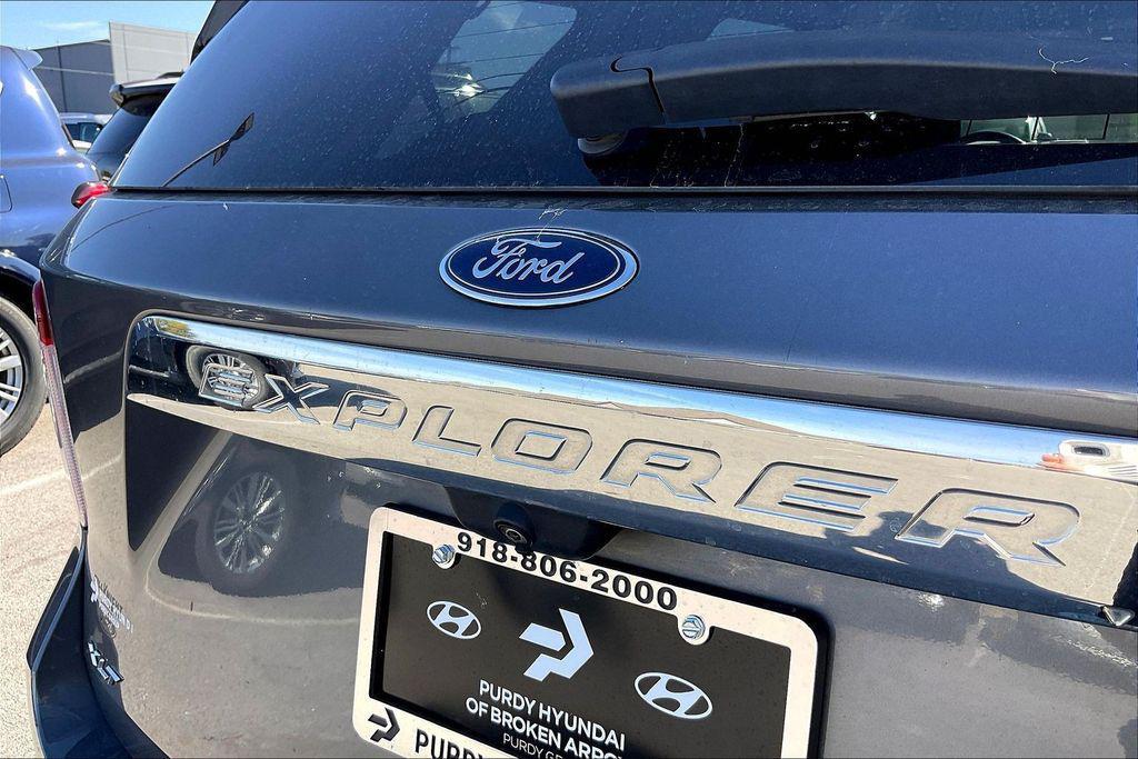 used 2021 Ford Explorer car, priced at $20,911