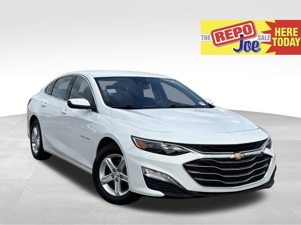 used 2024 Chevrolet Malibu car, priced at $20,838
