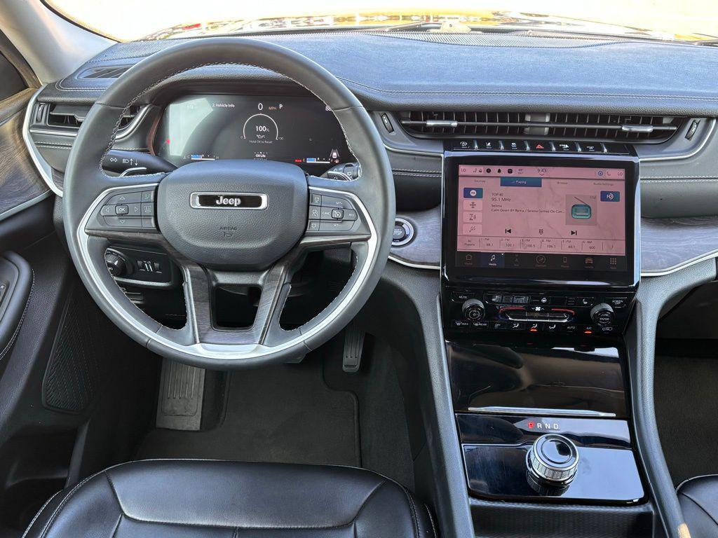 used 2024 Jeep Grand Cherokee car, priced at $29,254