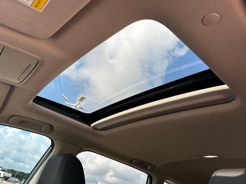 used 2024 Honda CR-V car, priced at $31,435