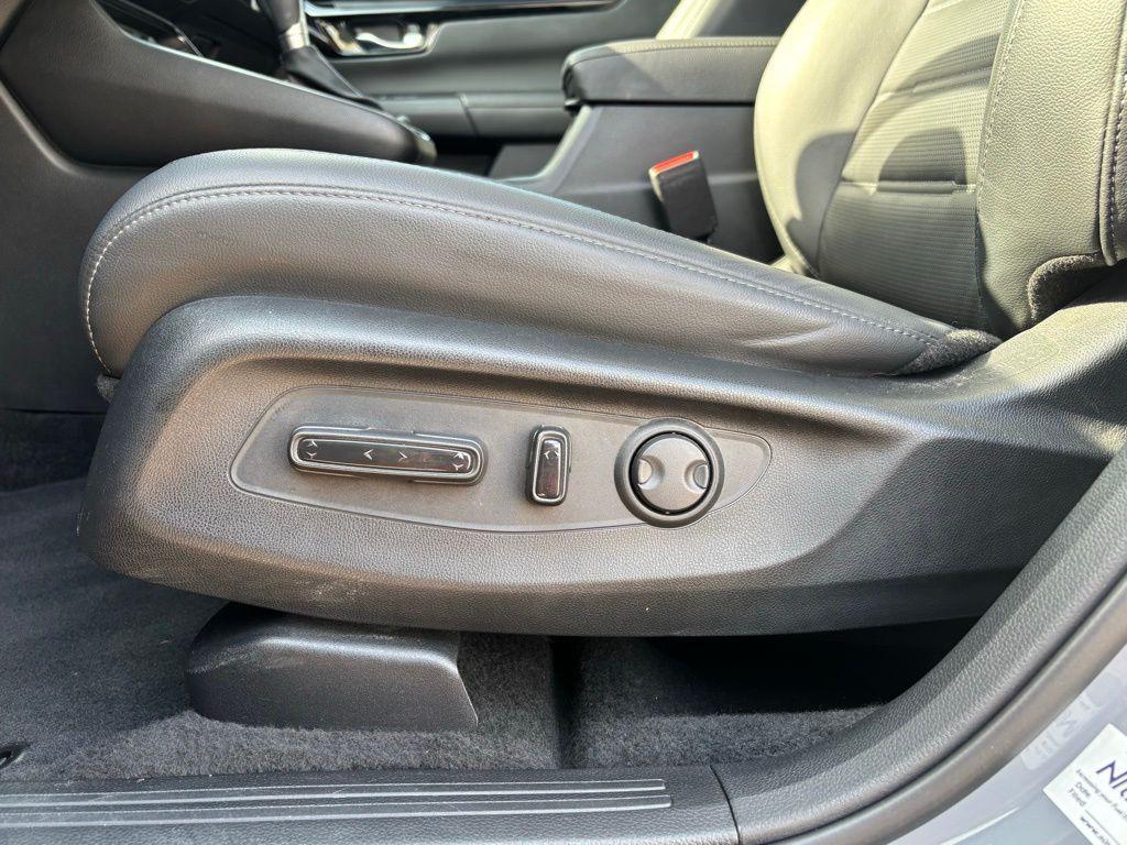 used 2024 Honda CR-V car, priced at $31,435