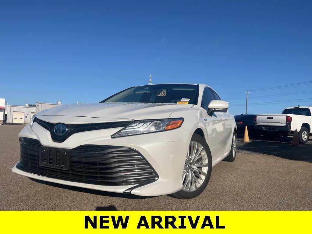 used 2019 Toyota Camry Hybrid car, priced at $25,991