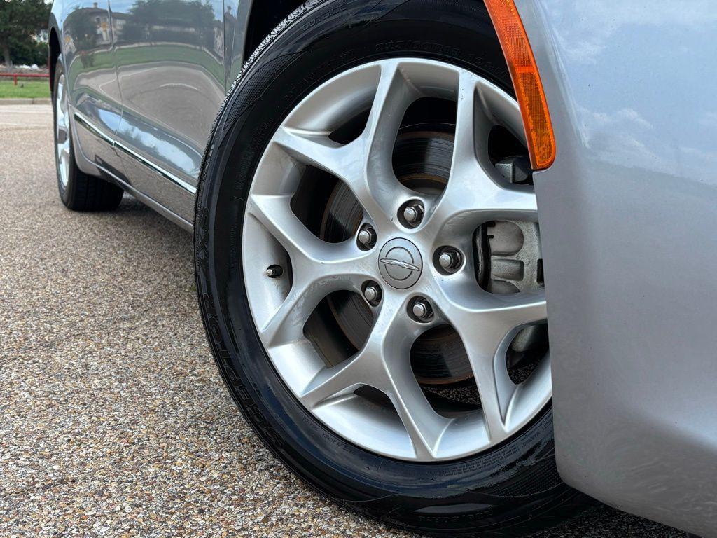 used 2020 Chrysler Pacifica car, priced at $19,733