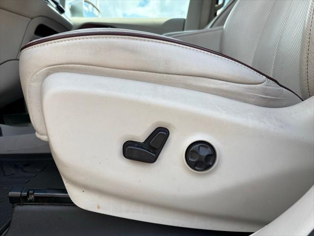 used 2020 Chrysler Pacifica car, priced at $21,288
