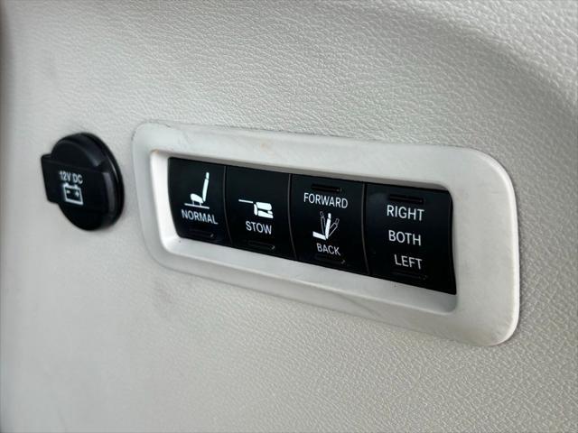 used 2020 Chrysler Pacifica car, priced at $21,288