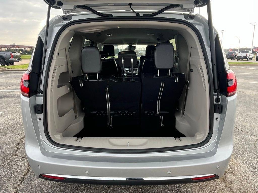 used 2024 Chrysler Pacifica car, priced at $25,300