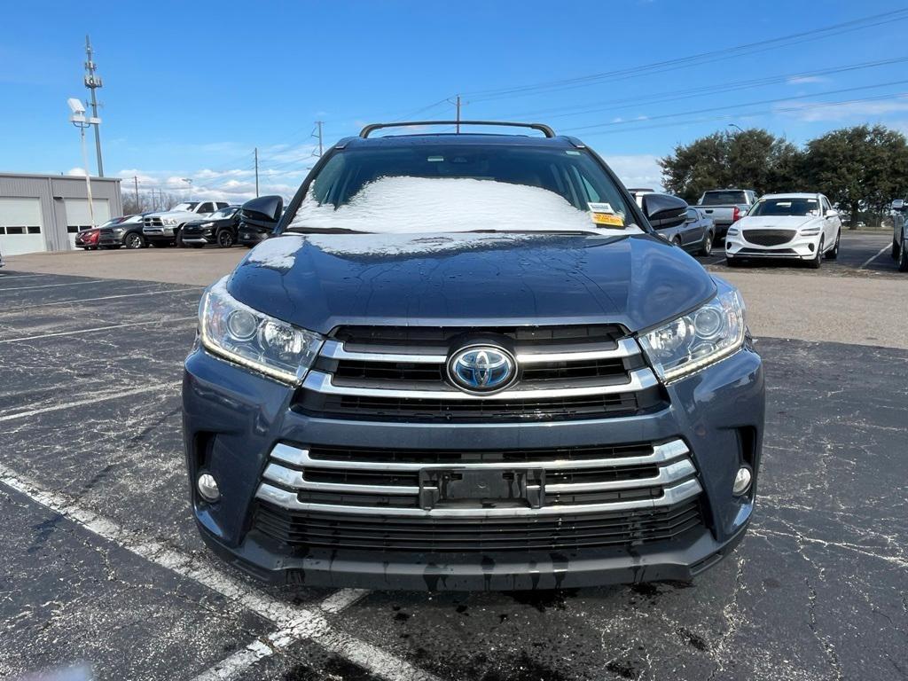 used 2018 Toyota Highlander Hybrid car, priced at $28,981