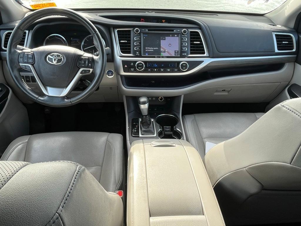 used 2018 Toyota Highlander Hybrid car, priced at $28,981