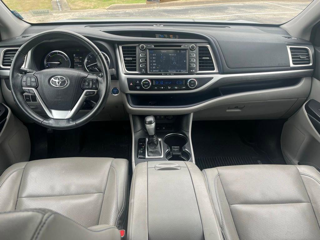 used 2018 Toyota Highlander Hybrid car, priced at $27,340