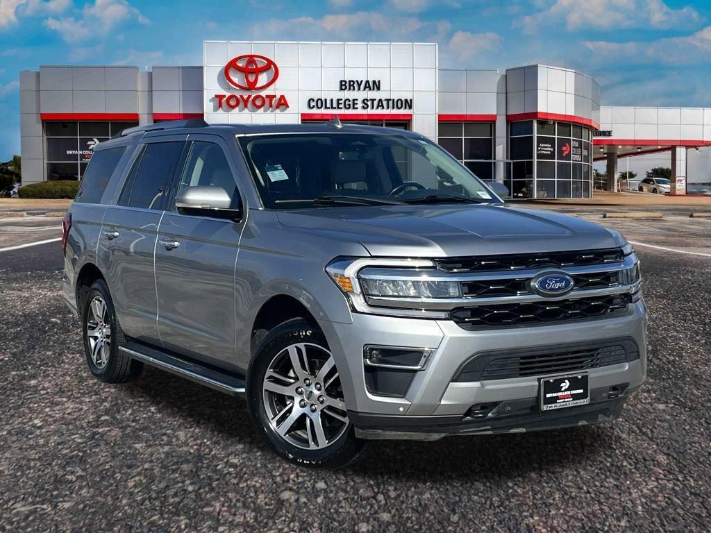 used 2022 Ford Expedition car, priced at $41,816