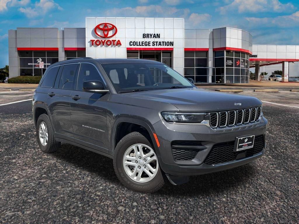 used 2024 Jeep Grand Cherokee car, priced at $31,991