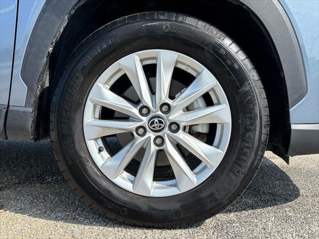 used 2022 Toyota Corolla Cross car, priced at $25,461