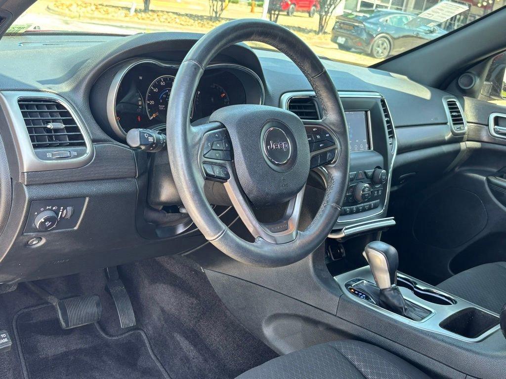 used 2018 Jeep Grand Cherokee car, priced at $17,094