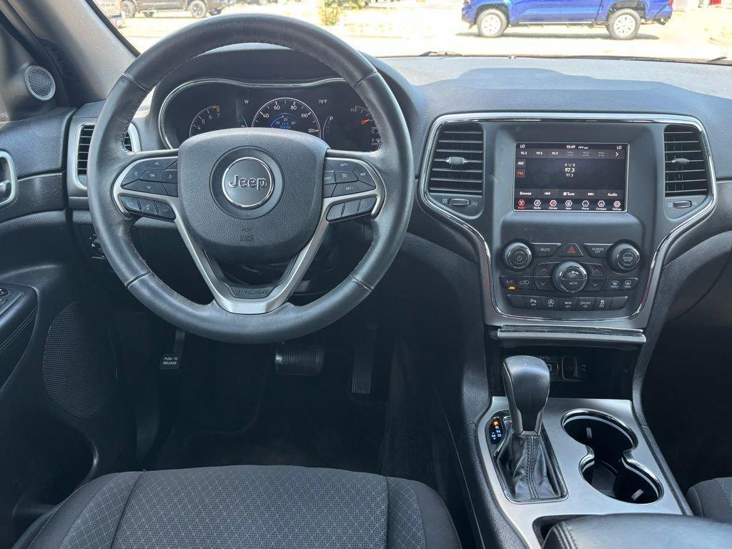 used 2018 Jeep Grand Cherokee car, priced at $17,094