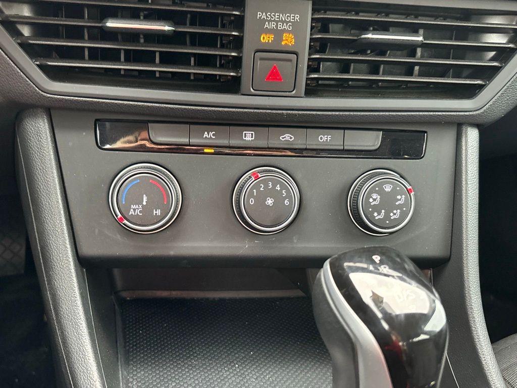 used 2024 Volkswagen Jetta car, priced at $19,591
